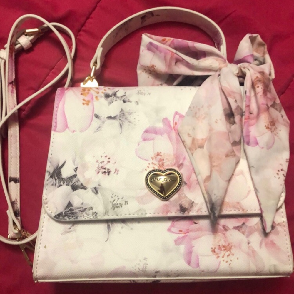 Betsey Johnson bag